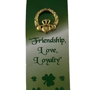 🍀Gold Tone Irish Claddagh Pin & Bookmark 🍀
